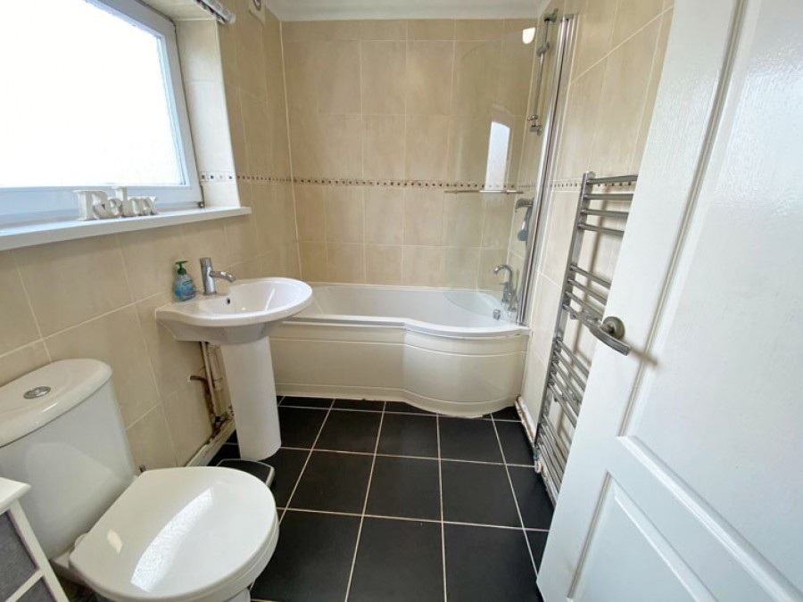 Images for Oxford Street, Glyngaer, Gelligaer, Hengoed, CF82 8FF EAID: BID:Ystrad-mynach-branch