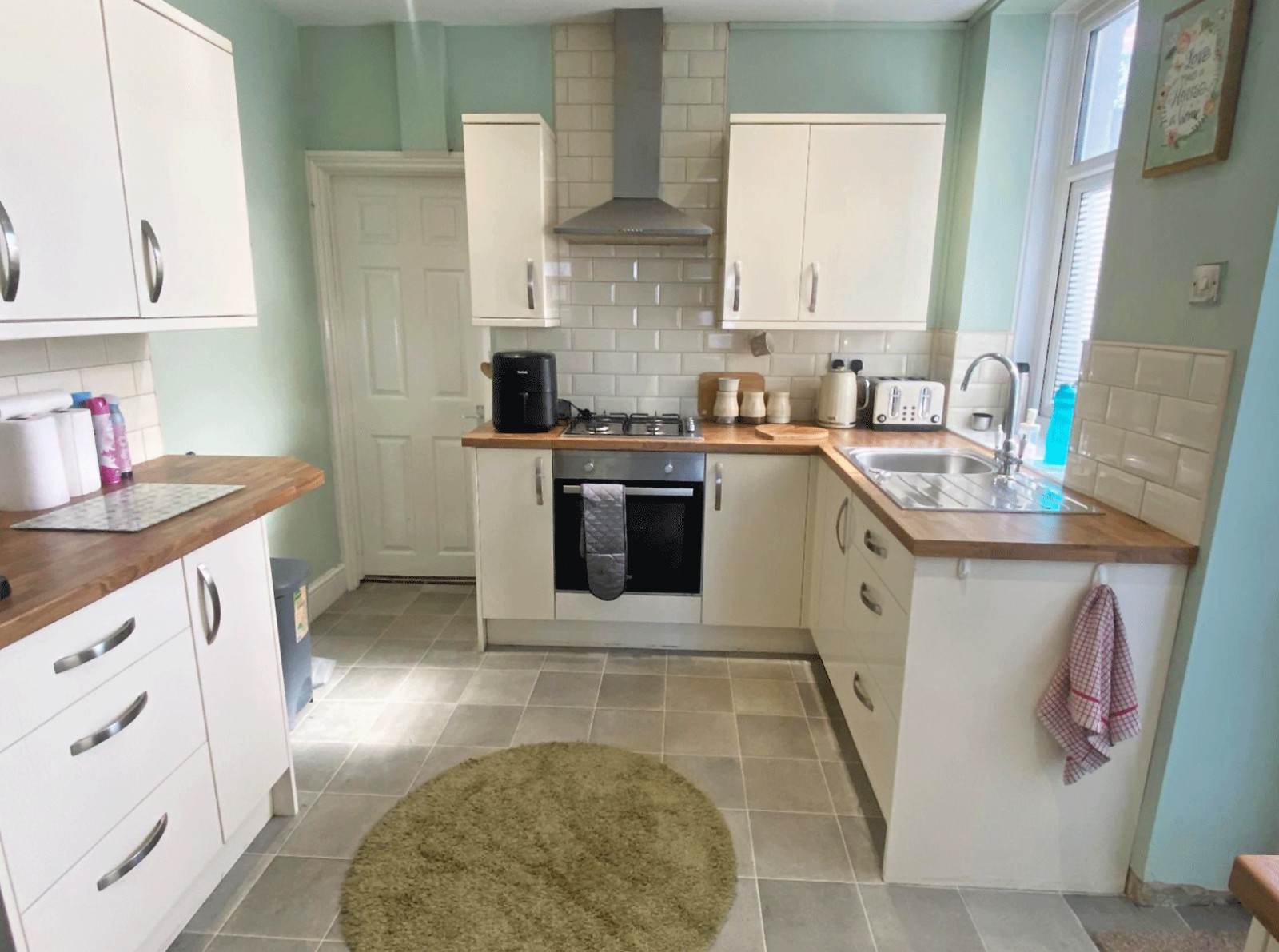 Images for Brynavon Terrace, Hengoed, CF82 7LZ EAID: BID:Ystrad-mynach-branch