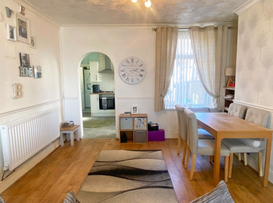 Images for Brynavon Terrace, Hengoed, CF82 7LZ EAID: BID:Ystrad-mynach-branch