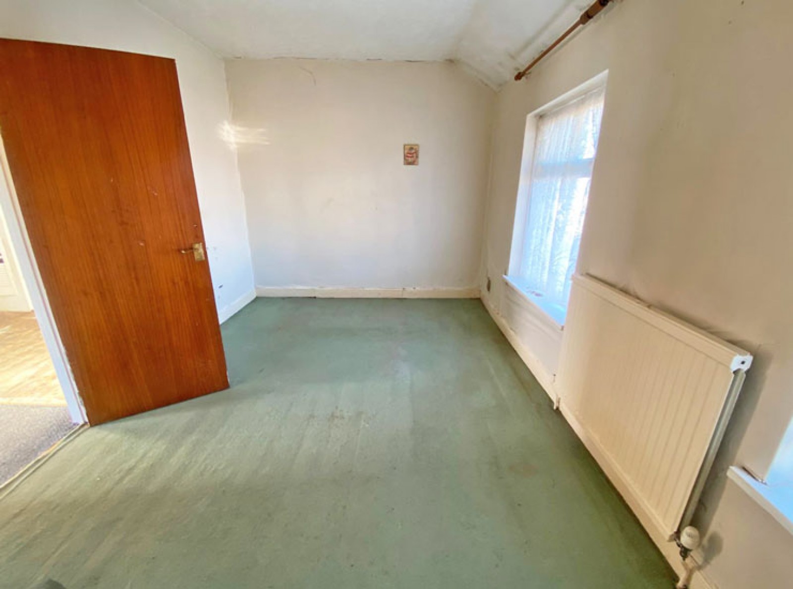 Images for Hengoed Crescent, Cefn Hengoed, Hengoed, CF82 7HF EAID: BID:Ystrad-mynach-branch