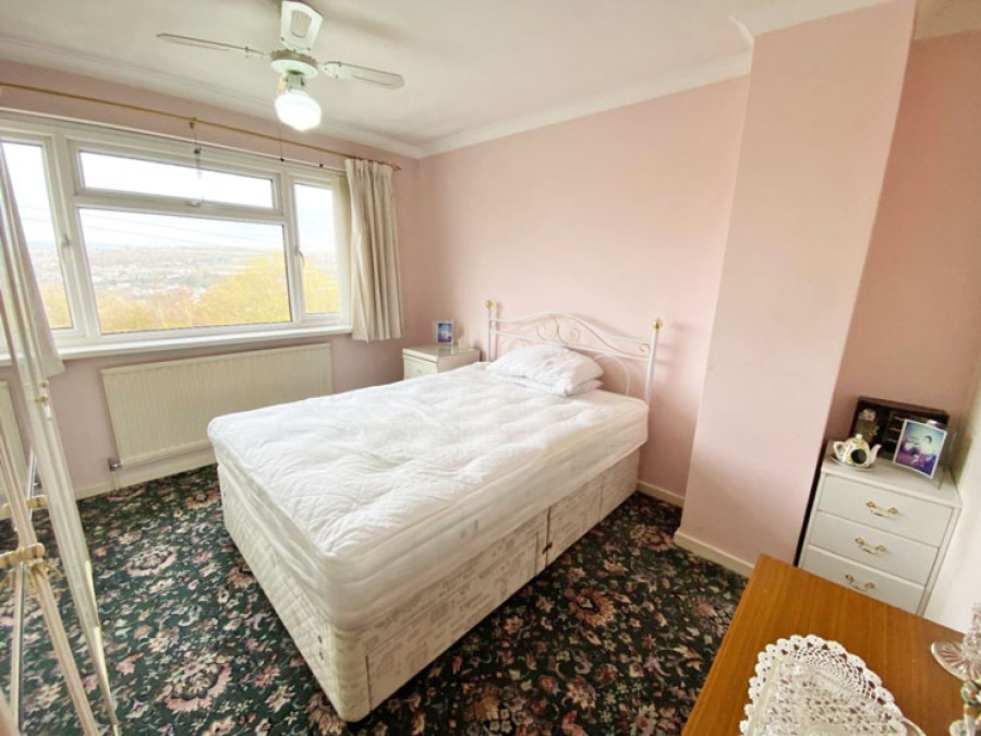 Images for Hengoed Crescent, Cefn Hengoed, Hengoed, CF82 7HG EAID: BID:Ystrad-mynach-branch