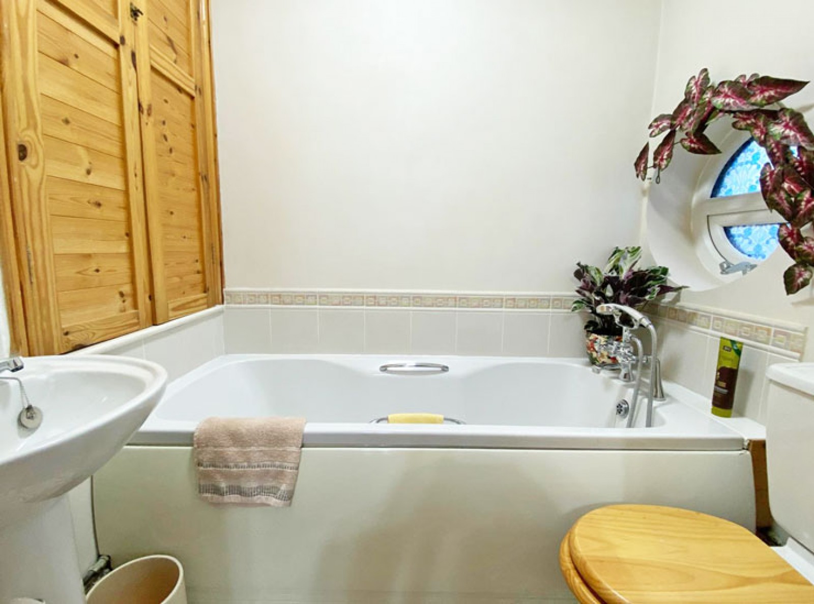 Images for Newbridge Road, Pontllanfraith, Blackwood, NP12 2LD EAID: BID:Ystrad-mynach-branch