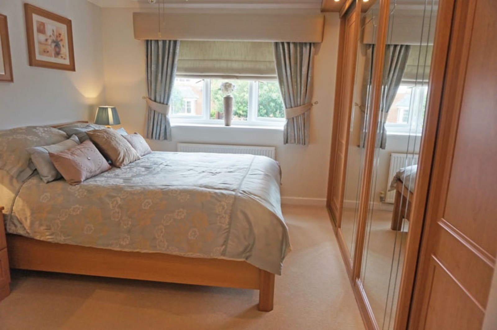 Images for Gellideg Isaf Rise, Maesycwmmer, Hengoed, CF82 7RB EAID: BID:Ystrad-mynach-branch