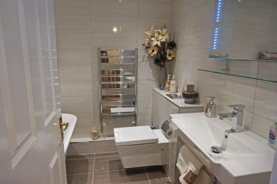 Images for Gellideg Isaf Rise, Maesycwmmer, Hengoed, CF82 7RB EAID: BID:Ystrad-mynach-branch