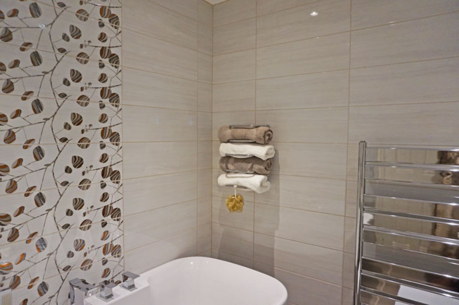 Images for Gellideg Isaf Rise, Maesycwmmer, Hengoed, CF82 7RB EAID: BID:Ystrad-mynach-branch