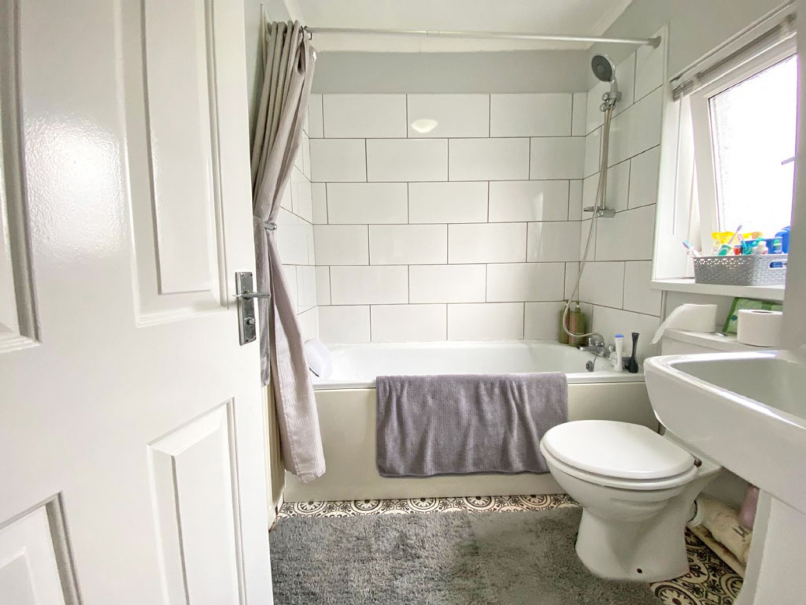 Images for Penybont, Pen-Pedair-Heol, Hengoed, CF82 8HD EAID: BID:Ystrad-mynach-branch