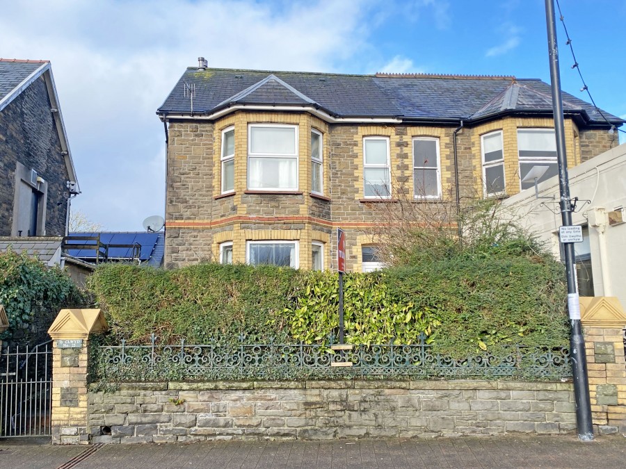 Images for Bedwlwyn Road, Ystrad Mynach, Hengoed, CF82 7AA EAID: BID:Ystrad-mynach-branch