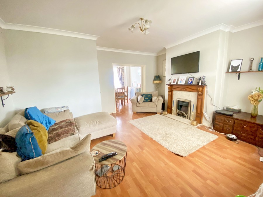 Images for Cefn Road, Hengoed, CF82 7NB EAID: BID:Ystrad-mynach-branch