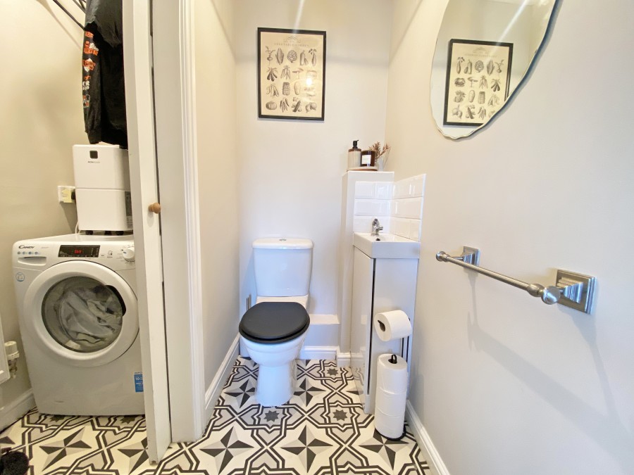 Images for Heather Court, Quakers Yard, Treharris, CF46 5RP EAID: BID:Ystrad-mynach-branch