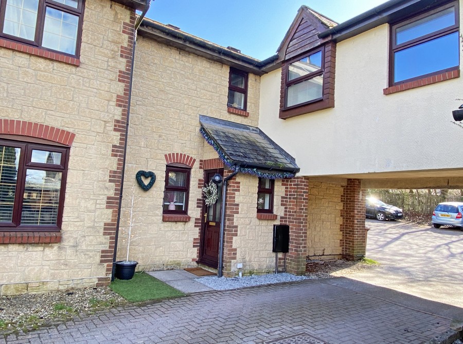 Images for Clos Llyswen, Pen-Pedair-Heol, Hengoed, CF82 7TQ EAID: BID:Ystrad-mynach-branch