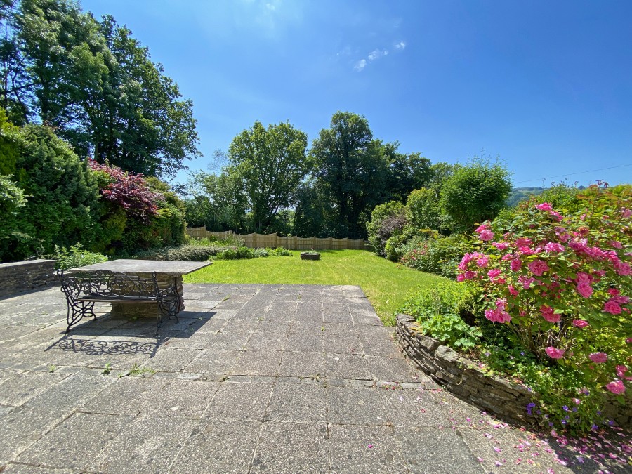 Images for Twyn Shon Ifan, Maesycwmmer, Hengoed, CF82 7SP EAID: BID:Ystrad-mynach-branch