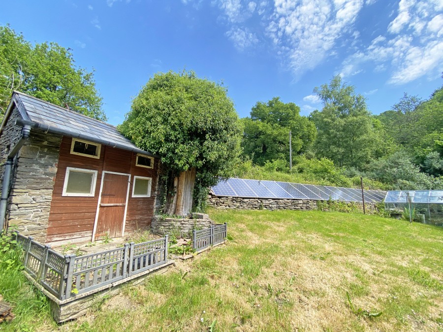Images for Twyn Shon Ifan, Maesycwmmer, Hengoed, CF82 7SP EAID: BID:Ystrad-mynach-branch