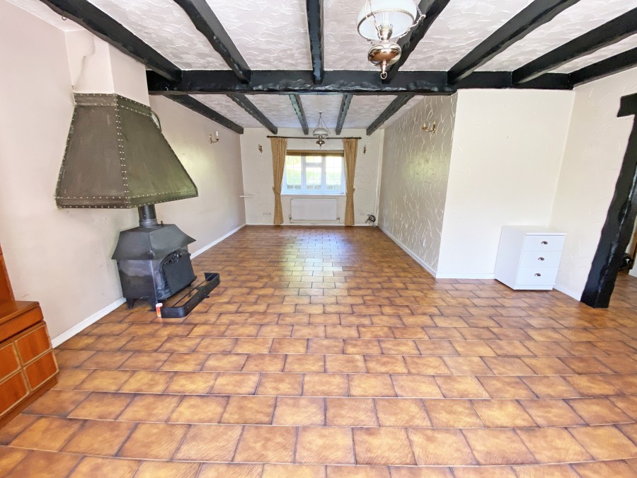 Images for Twyn Shon Ifan, Maesycwmmer, Hengoed, CF82 7SP EAID: BID:Ystrad-mynach-branch