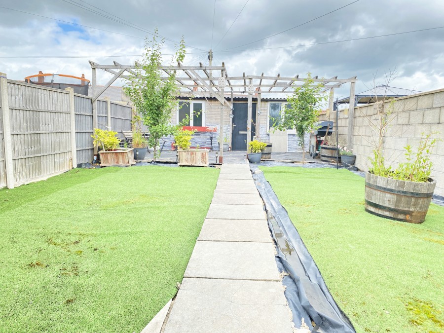 Images for Oxford Street, Gelligaer, Hengoed, CF82 8FF EAID: BID:Ystrad-mynach-branch