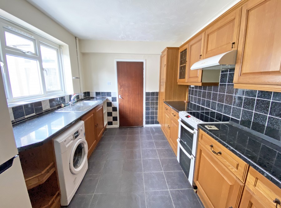 Images for Hengoed Crescent, Cefn Hengoed, Hengoed, CF82 7HF EAID: BID:Ystrad-mynach-branch