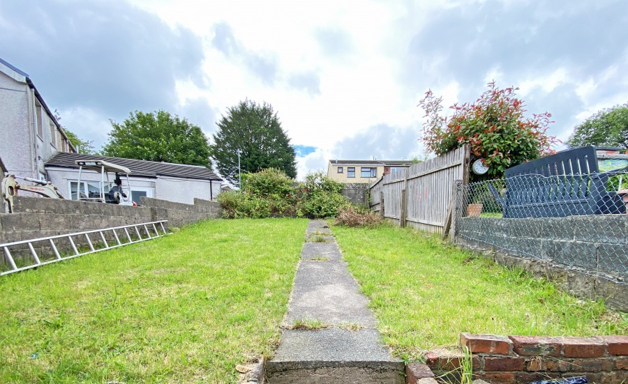 Images for Hengoed Crescent, Cefn Hengoed, Hengoed, CF82 7HF EAID: BID:Ystrad-mynach-branch