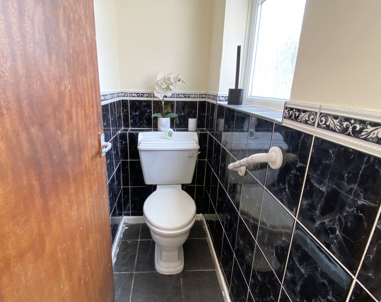Images for Hengoed Crescent, Cefn Hengoed, Hengoed, CF82 7HF EAID: BID:Ystrad-mynach-branch