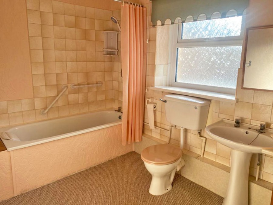 Images for Cardiff Road, Glan Y Nant, Pengam, Blackwood, NP12 3XE EAID: BID:Ystrad-mynach-branch