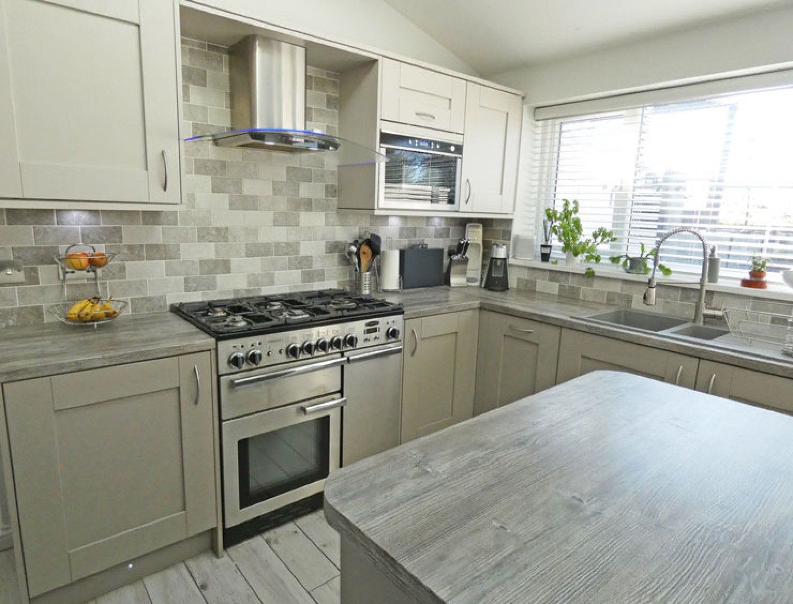 Images for Springfield Road, Maesycwmmer, Hengoed, CF82 7QP EAID: BID:Ystrad-mynach-branch