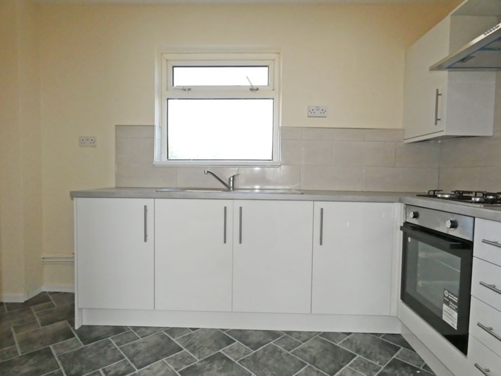 Images for Claerwen, Gelligaer, Hengoed, CF82 8EY EAID: BID:Ystrad-mynach-branch