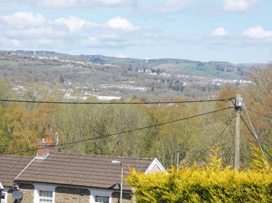 Images for Shirdale Close, Maesycwmmer, Hengoed, CF82 7QL EAID: BID:Ystrad-mynach-branch
