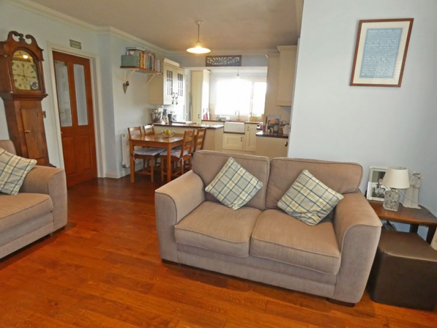 Images for Shirdale Close, Maesycwmmer, Hengoed, CF82 7QL EAID: BID:Ystrad-mynach-branch