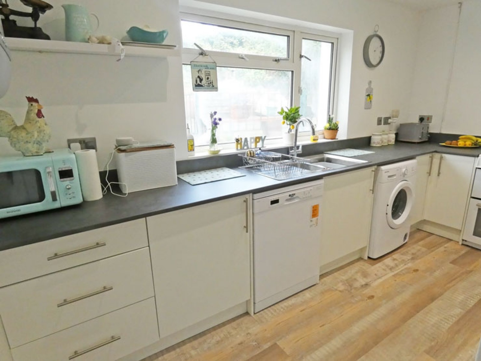 Images for Hillside View, Bargoed, CF81 8PR EAID: BID:Ystrad-mynach-branch