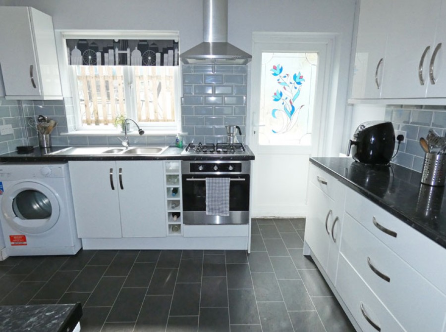 Images for Derwen Close, Ystrad Mynach, Hengoed, CF82 7DE EAID: BID:Ystrad-mynach-branch