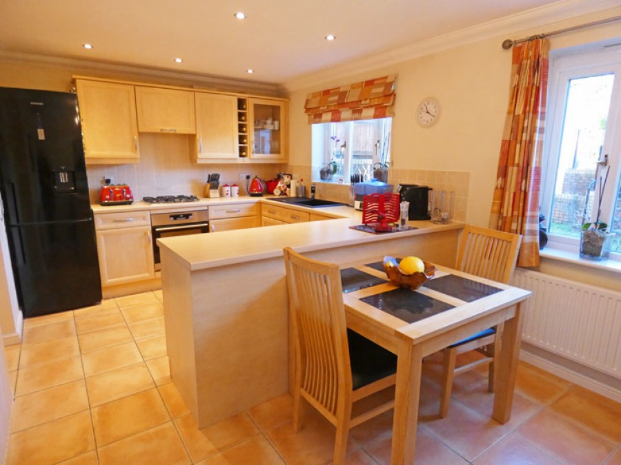Images for Cae Pen Y Waun, Hengoed, CF82 7RQ EAID: BID:Ystrad-mynach-branch