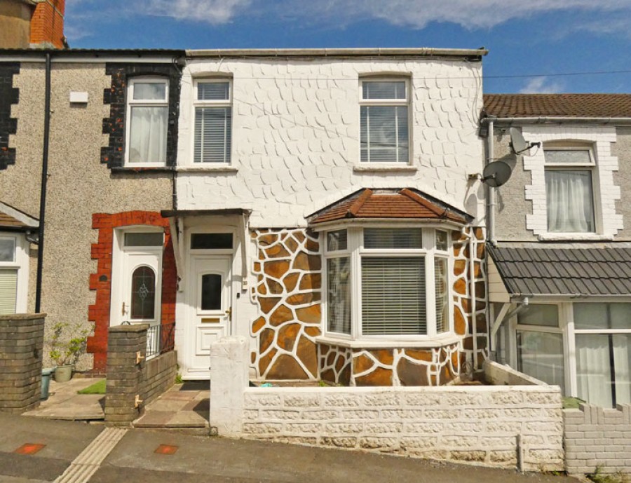 Images for Cefn Road, Hengoed, CF82 7NB EAID: BID:Ystrad-mynach-branch