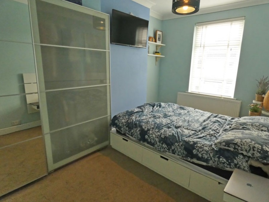 Images for Cefn Road, Hengoed, CF82 7NB EAID: BID:Ystrad-mynach-branch