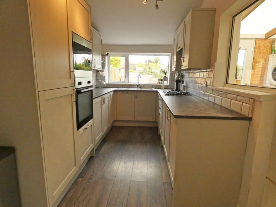 Images for Cefn Road, Hengoed, CF82 7NB EAID: BID:Ystrad-mynach-branch
