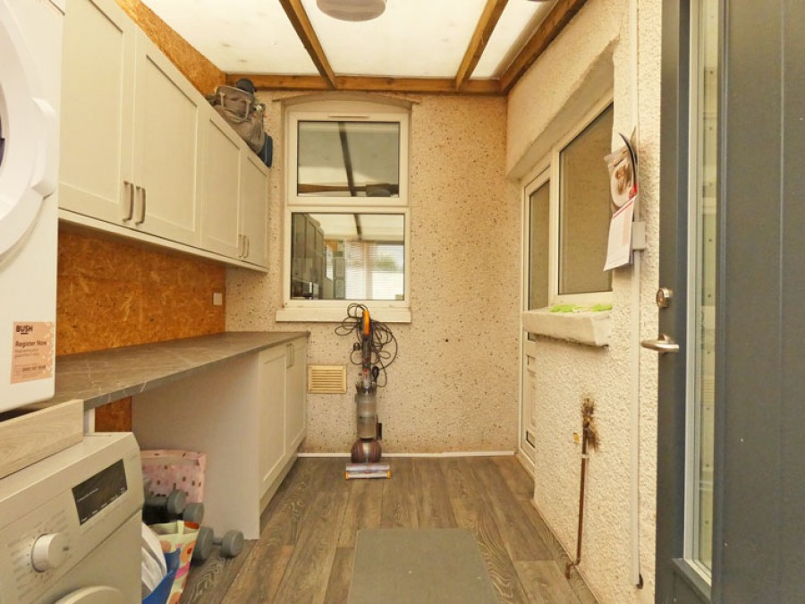 Images for Cefn Road, Hengoed, CF82 7NB EAID: BID:Ystrad-mynach-branch