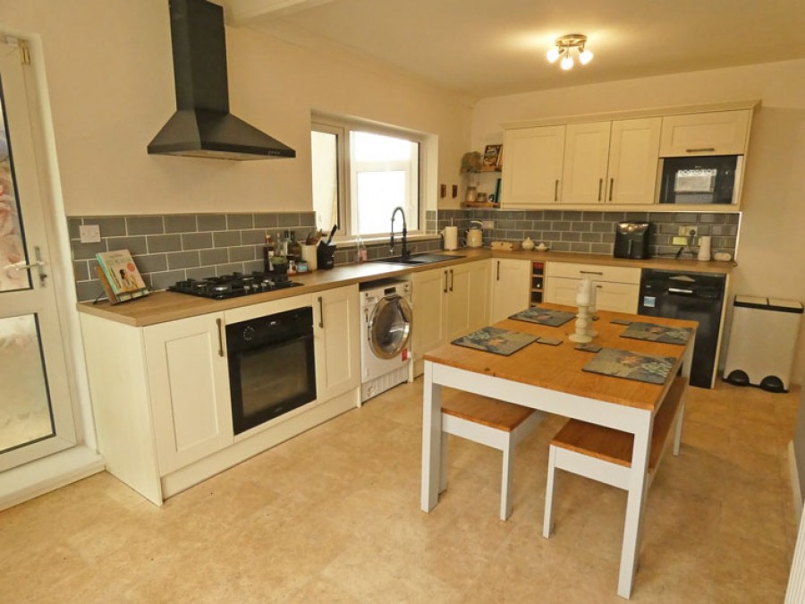 Images for The Avenue, Ystrad Mynach, Hengoed, CF82 8BA EAID: BID:Ystrad-mynach-branch