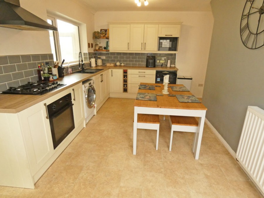 Images for The Avenue, Ystrad Mynach, Hengoed, CF82 8BA EAID: BID:Ystrad-mynach-branch