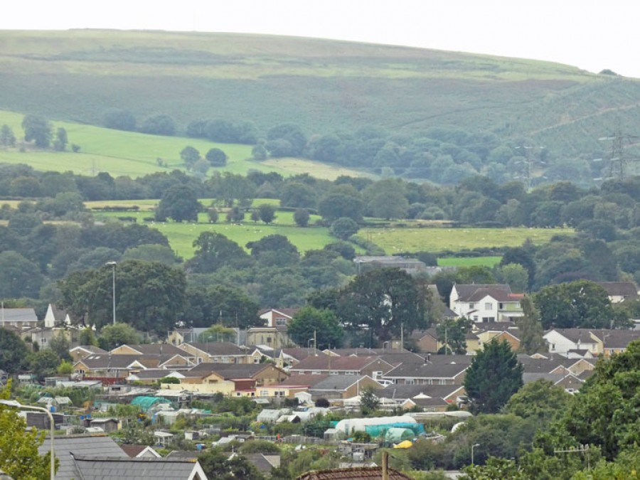 Images for River Avenue, Trelewis, CF46 6EF EAID: BID:Ystrad-mynach-branch