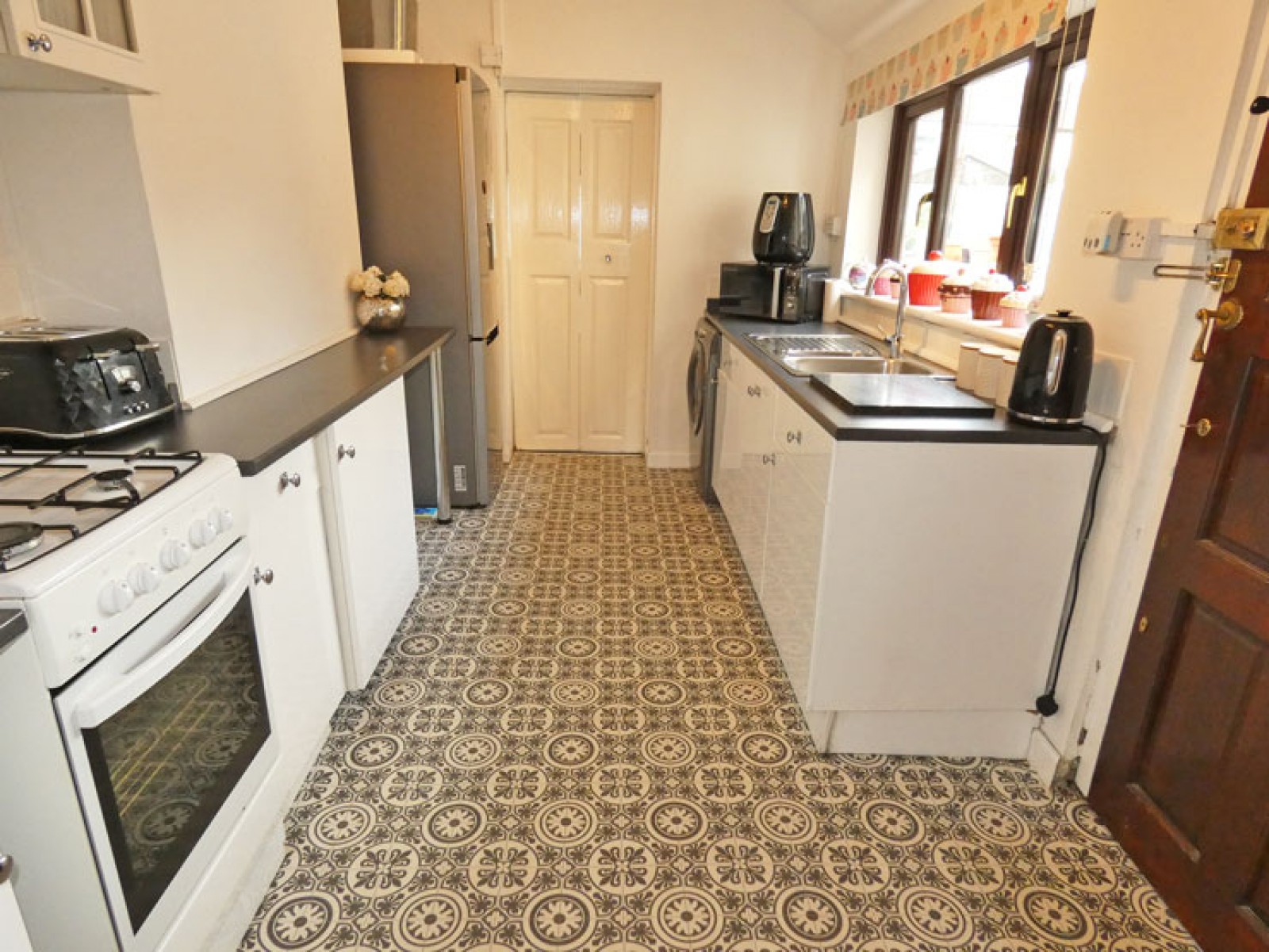 Images for Central Street, Ystrad Mynach, Hengoed, CF82 7EL EAID: BID:Ystrad-mynach-branch