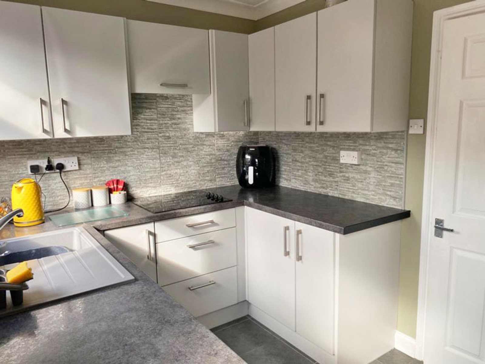 Images for Heolddu Crescent, Bargoed, CF81 8UR EAID: BID:Ystrad-mynach-branch
